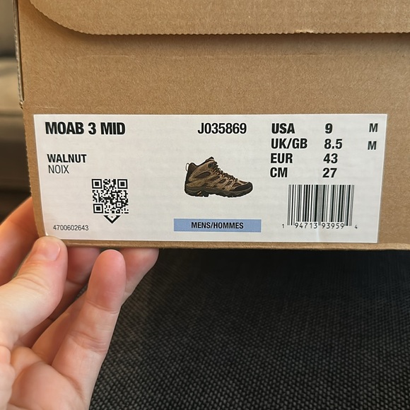 Merrell Men's walnut Hiking Boots - Picture 5 of 5